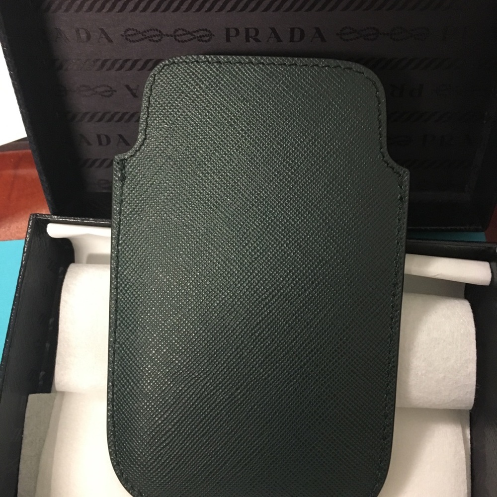 Prada Saffiano Cell phone case - Picture 4 of 5